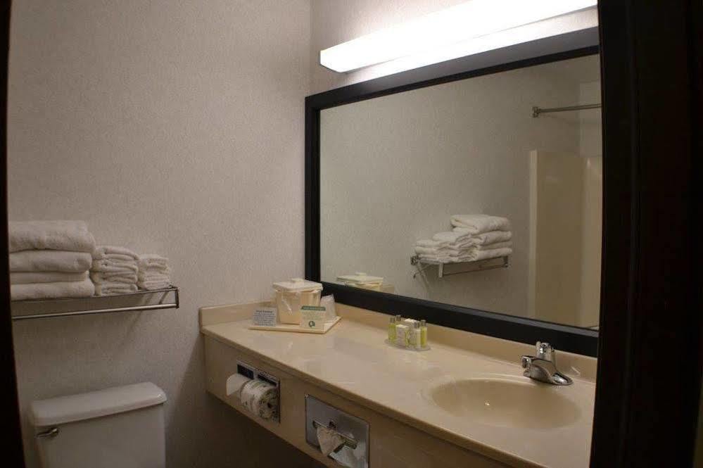 Dunes Express Inn And Suites Hart Bagian luar foto
